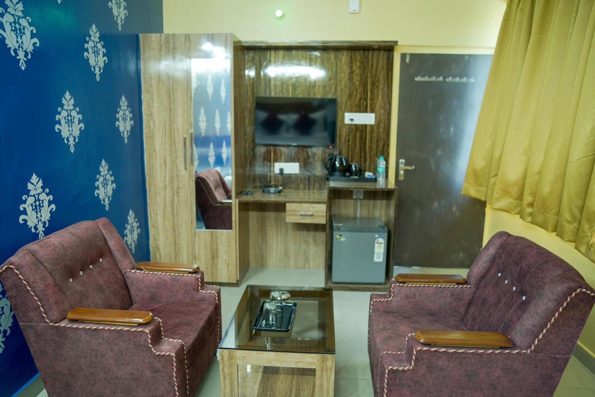 Hotel Ta-Tin Durgāpur 외부 사진