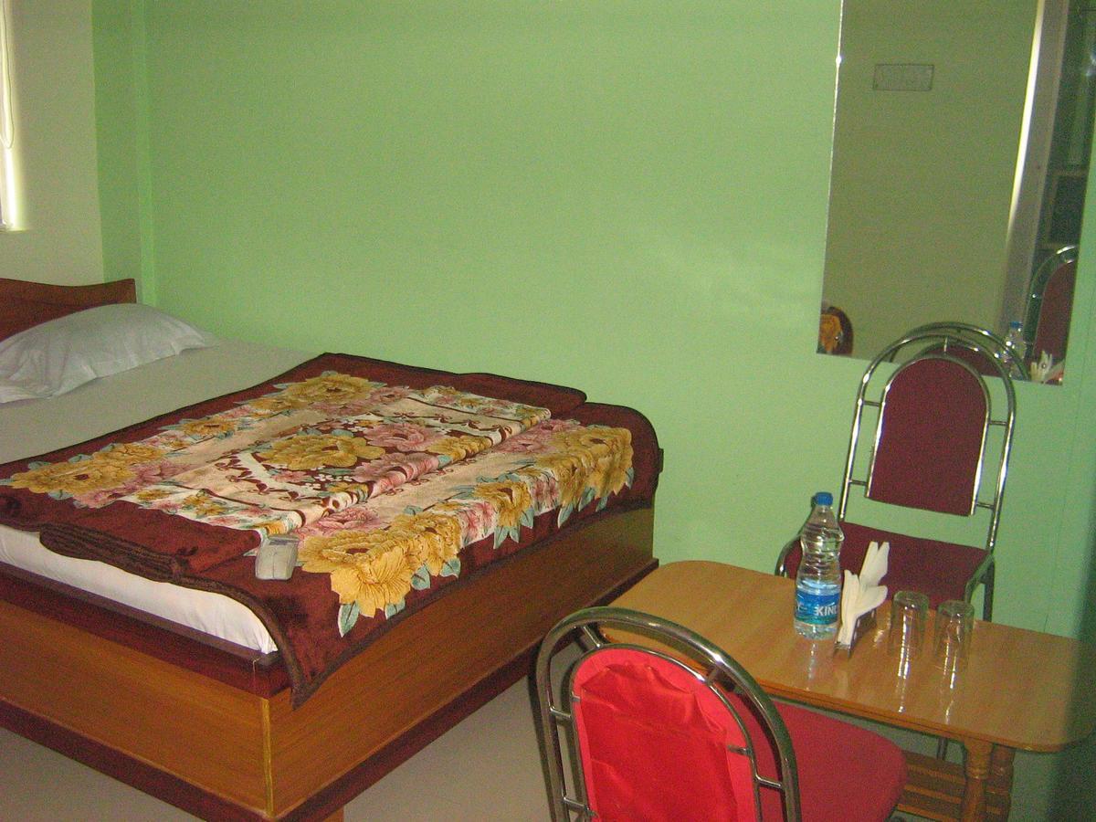Hotel Ta-Tin Durgāpur 외부 사진
